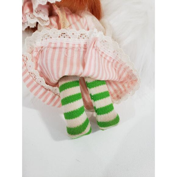 Strawberry Shortcake Herself Sweet Sleeper Doll 1984 - Picture 5 of 6